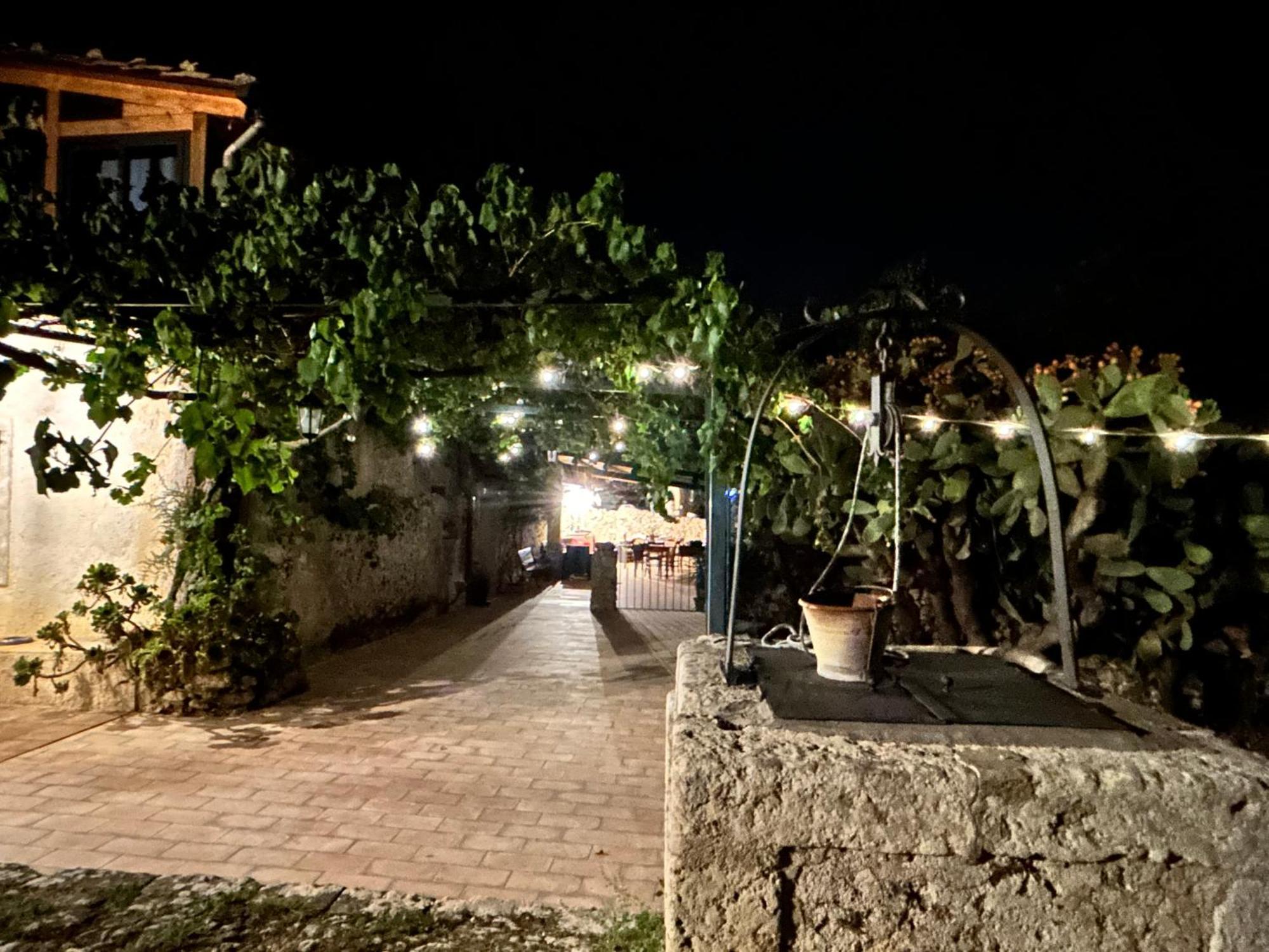 Вилла Antico Casale Sofia Sortino Экстерьер фото